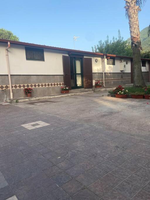 Casetta In Villa Indipendente Angri Esterno foto